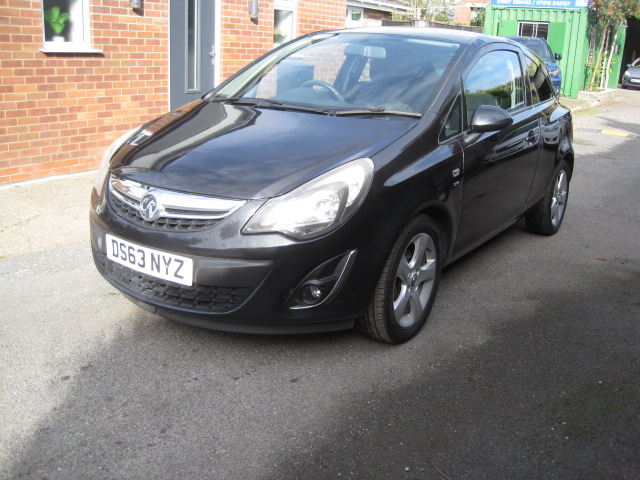 VAUXHALL CORSA SXI