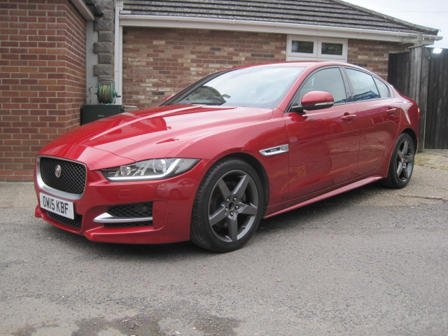 JAGUAR XE R-SPORT